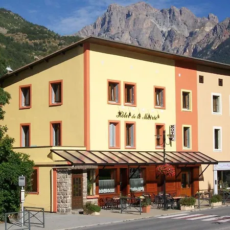 De La Mairie * LʼArgentière-la-Bessée